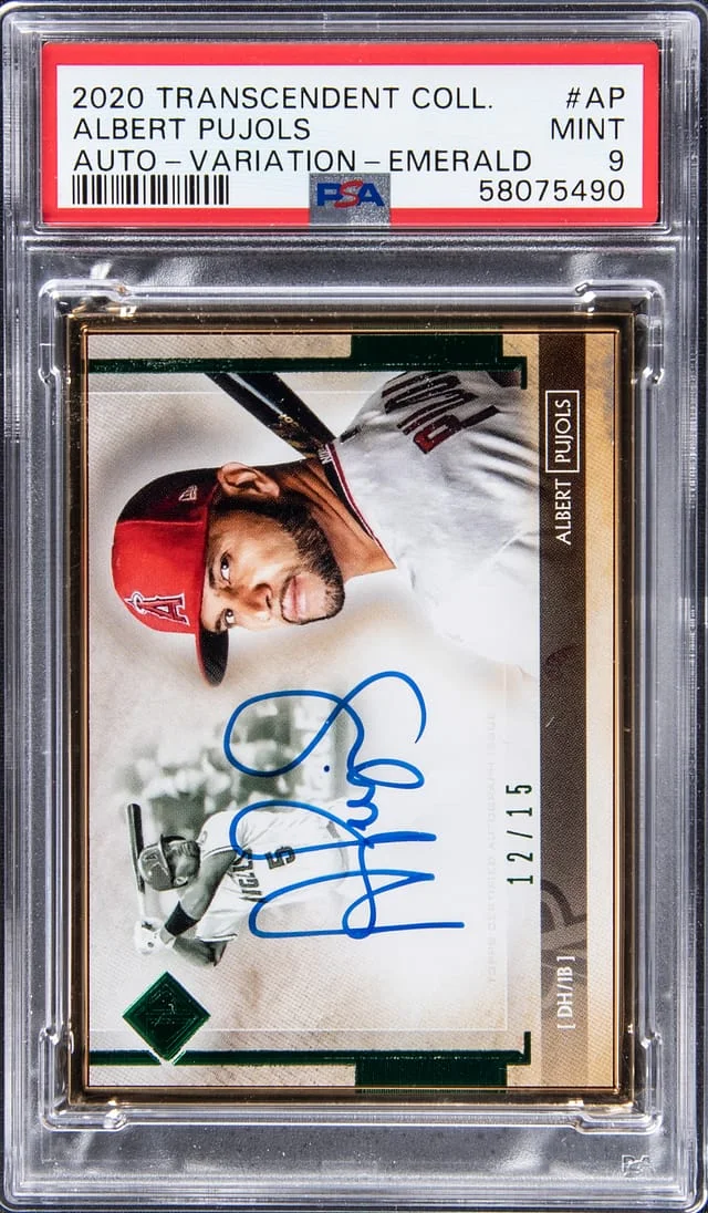 2020 Topps Albert Pujols Transcendent Collection Autograph Variation Emerald #TCAV-AP card image