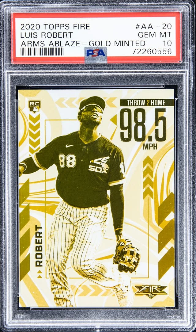 2020 Topps Luis Robert Fire Arms Ablaze Gold Minted #AA-20 card image