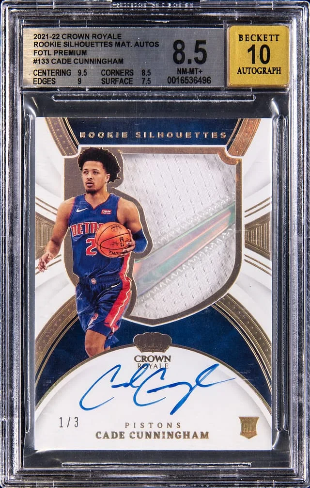 2021-22 Panini Crown Royale Cade Cunningham Silhouettes Material Autographs FOTL Premium #133 card image