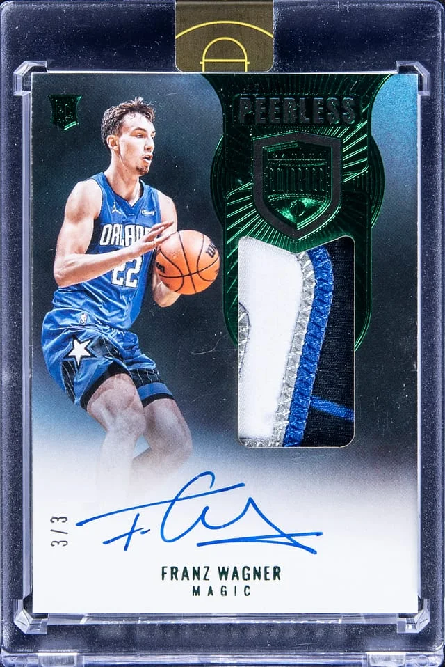 2021-22 Panini Eminence Franz Wagner Peerless Patch Autographs Green #PER-FRW card image