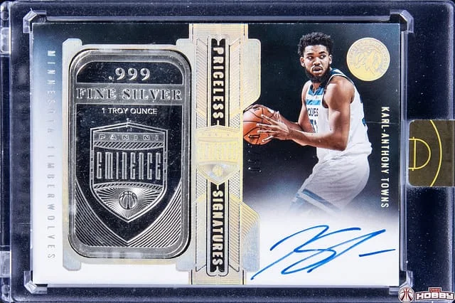 2021-22 Panini Eminence Karl Anthony-Towns Priceless Signatures #PRS-KAT card image