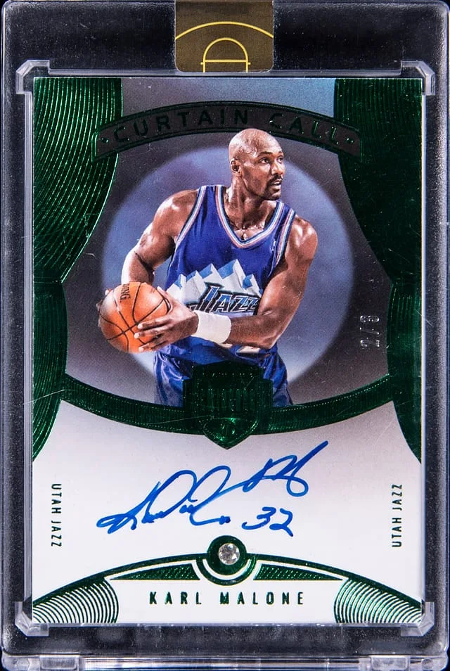 2021-22 Panini Eminence Karl Malone Curtain Call Diamond Autographs Emerald #CCD-KML card image