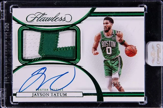 2021-22 Panini Flawless Jayson Tatum Horizontal Patch Autograph Emerald #HPA-JYT card image