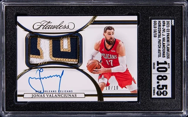 2021-22 Panini Flawless Jonas Valanciunas Patch Autograph Gold #HPA-JVL card image