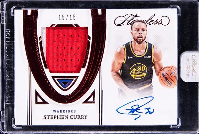2021-22 Panini Flawless Stephen Curry Patch Autographs Gold #FPA-SCY card image