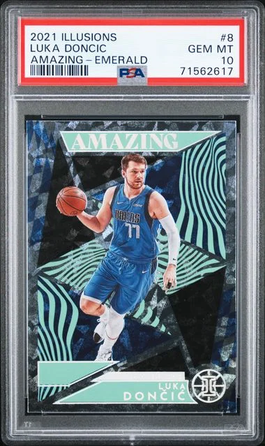 2021-22 Panini Illusions Luka Doncic Amazing Emerald #8 card image