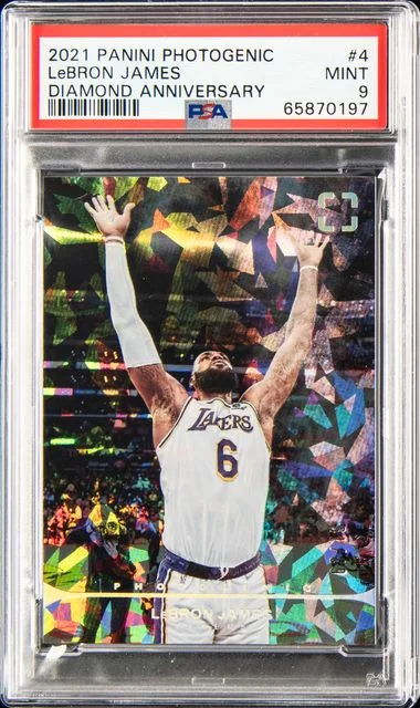 2021-22 Panini LeBron James Photogenic Diamond Anniversary #4 card image