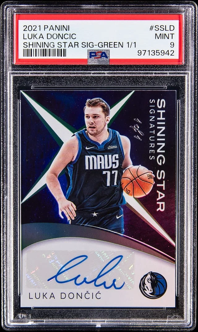 2021-22 Panini Luka Doncic Shining Star Signatures Green #SS-LD card image