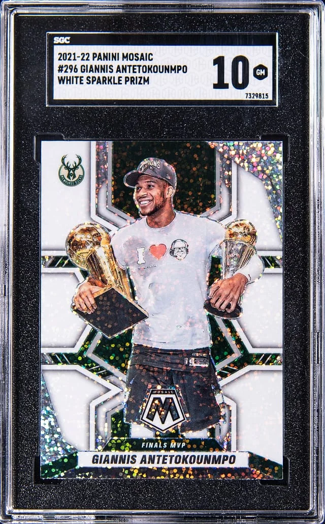 2021-22 Panini Mosaic Giannis Antetokounmpo White Sparkle Prizm #296 card image