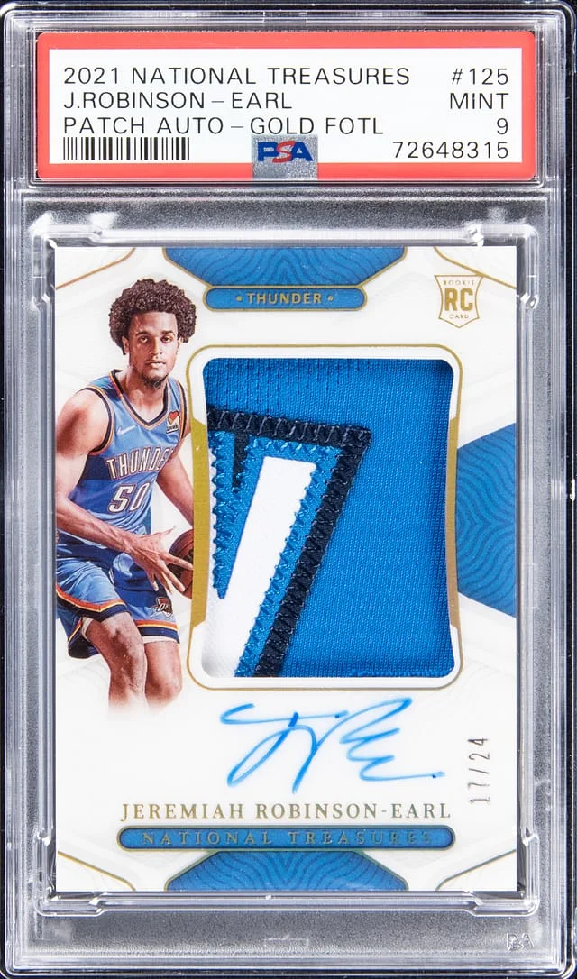 2021-22 Panini National Treasures Jeremiah Robinson-Earl Patch Autograph (RPA) Gold FOTL #125 card image