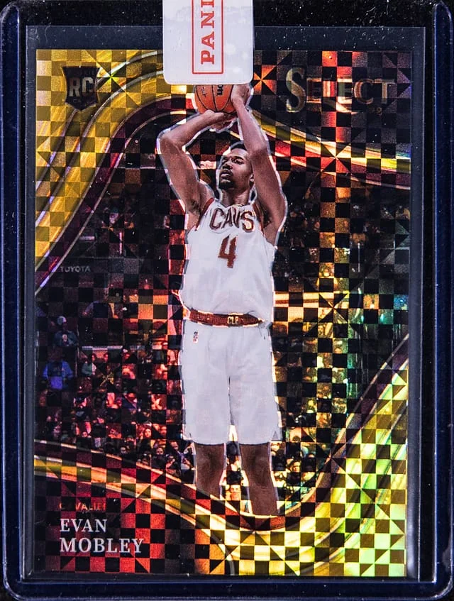 2021-22 Panini Select Evan Mobley - Panini Encased Courtside Gold #272 card image