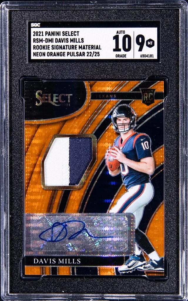 2021-22 Panini Select Signature Material Neon Orange Pulsar RSM-DMI Davis Mills #no-number card image