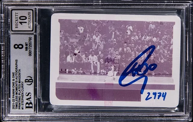 2021-22 Panini Stephen Curry One & One Timeless Moments Autographs Printing Plates Magenta #1 card image