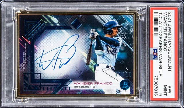 2021 Bowman Wander Franco Transcendent Collection Autographs Variation Blue #BVTA-WF card image