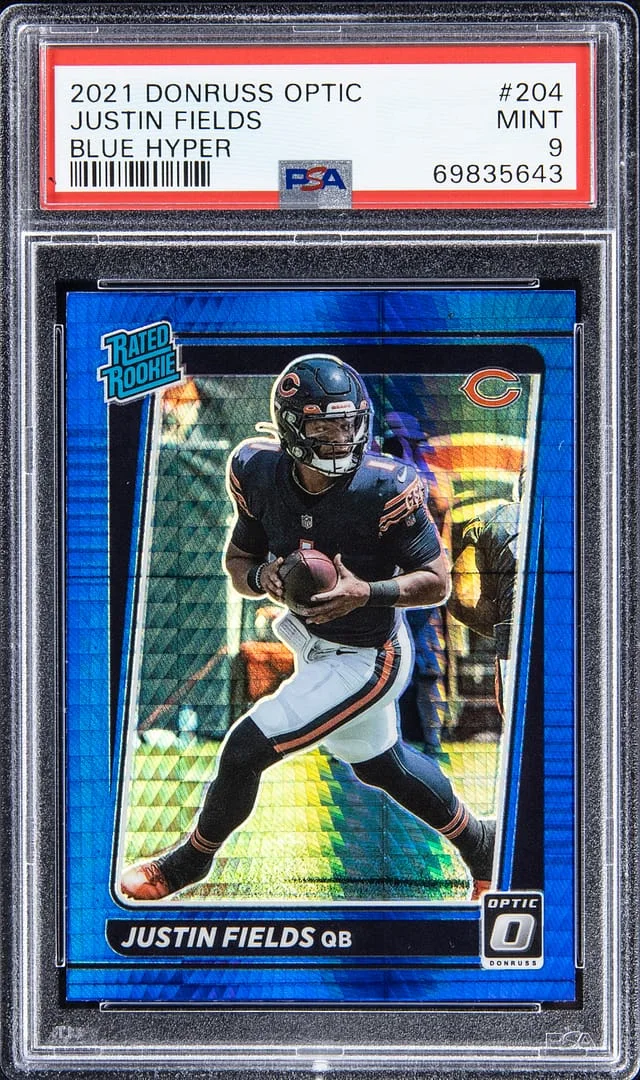 2021 Donruss Optic Justin Fields Blue Hyper #204 card image