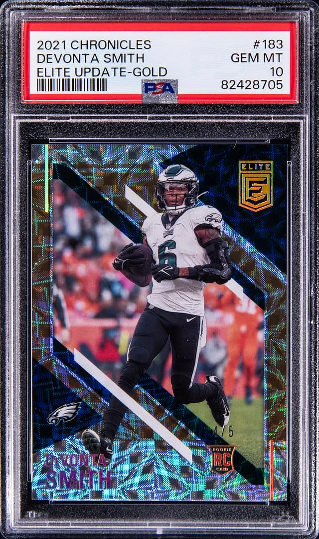 2021 Panini Chronicles DeVonta Smith Elite Update Gold #183 card image