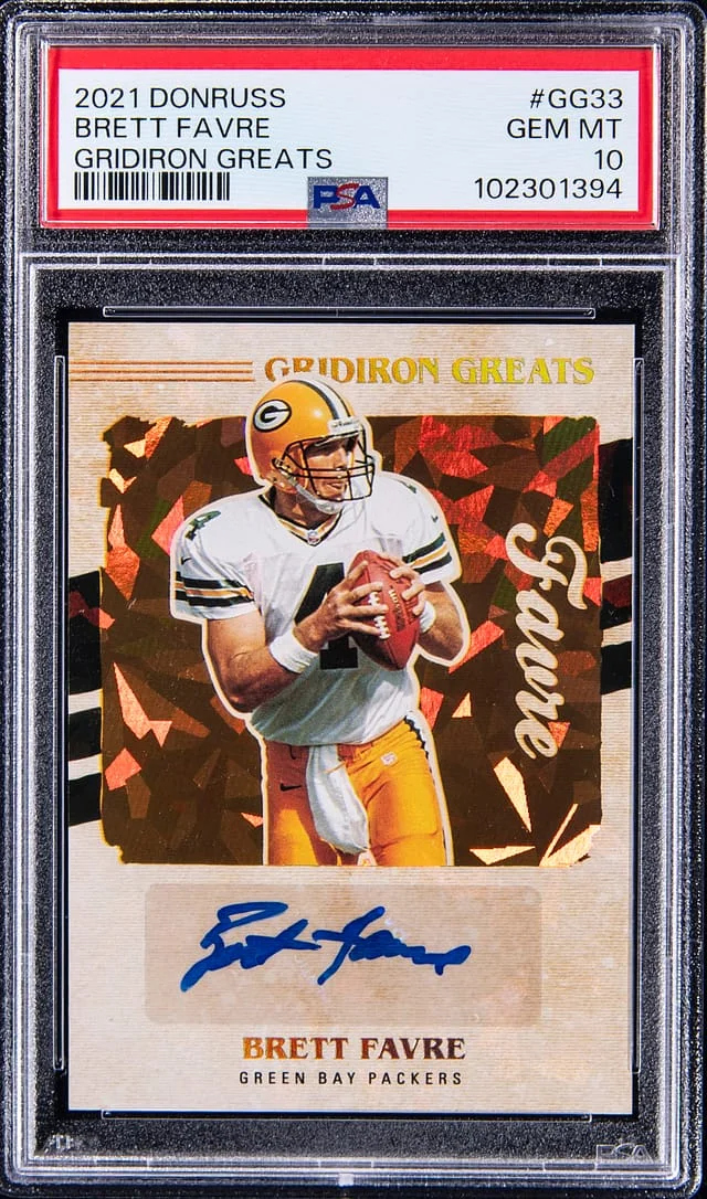 2021 Panini Donruss Brett Favre Gridiron Greats #GG33 card image