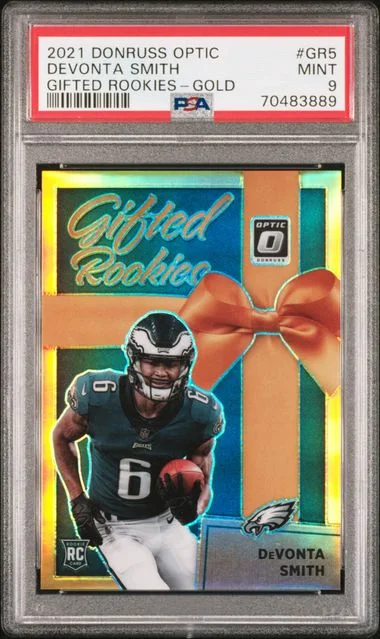 2021 Panini Donruss Optic DeVonta Smith Gifted Rookies Gold #GR-5 card image