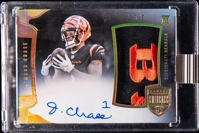 2021 Panini Eminence Ja'Marr Chase Jumbo Patch Autographs Gold #JPA-JC card image