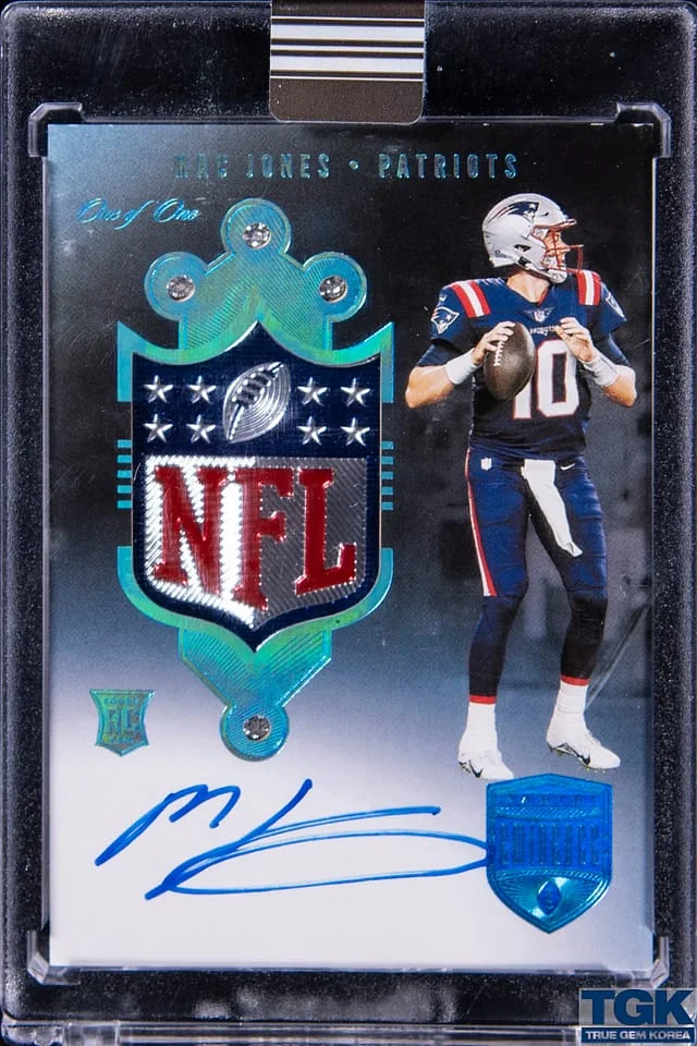 2021 Panini Eminence Mac Jones NFL Shield Diamond Signatures #NFL-MJ card image