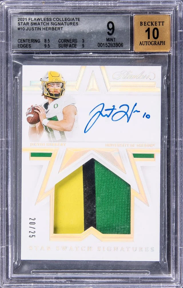 2021 Panini Flawless Justin Herbert Collegiate Star Swatch Signatures #SSS-JH card image
