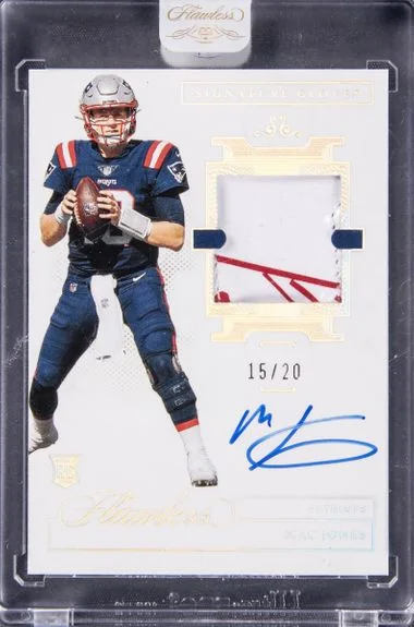 2021 Panini Flawless Mac Jones Signature Gloves Sapphire #SGL-MJO card image