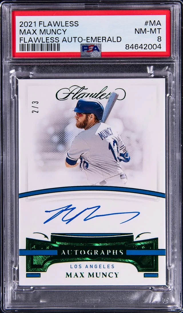 2021 Panini Flawless Max Muncy Autograph Emerald #FA-MA card image