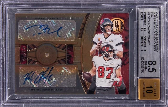 2021 Panini Gold Standard Tom Brady/Rob Gronkowski Dual Super Bowl Diamond Signatures #1 card image
