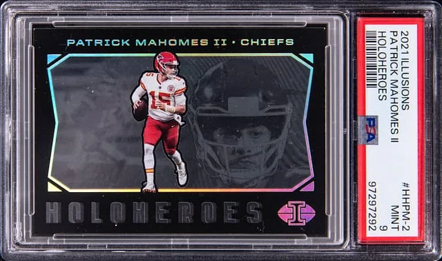 2021 Panini Illusions Patrick Mahomes II Holoheroes #HHPM-2 card image