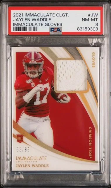 2021 Panini Immaculate Collection Jaylen Waddle RelicRookie Collegiate Immaculate Gloves #JW card image