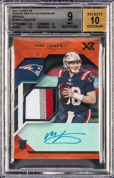 2021 Panini Mac Jones Xr Swatch Autographs Orange #9 card image