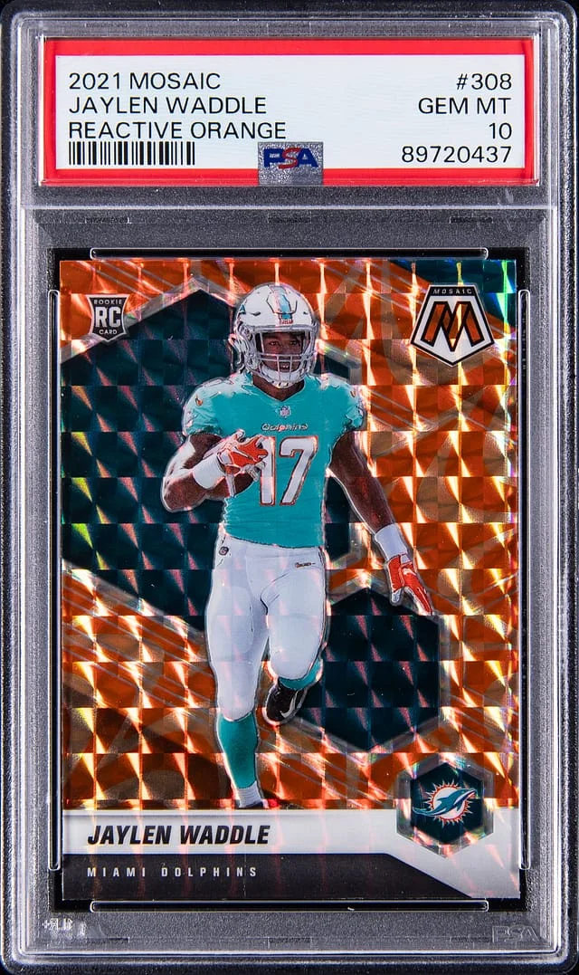 2021 Panini Mosaic Jaylen Waddle Reactive Orange #308 card image