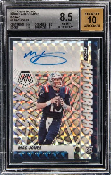 2021 Panini Mosaic Mac Jones Autographs Mosaic #6 card image
