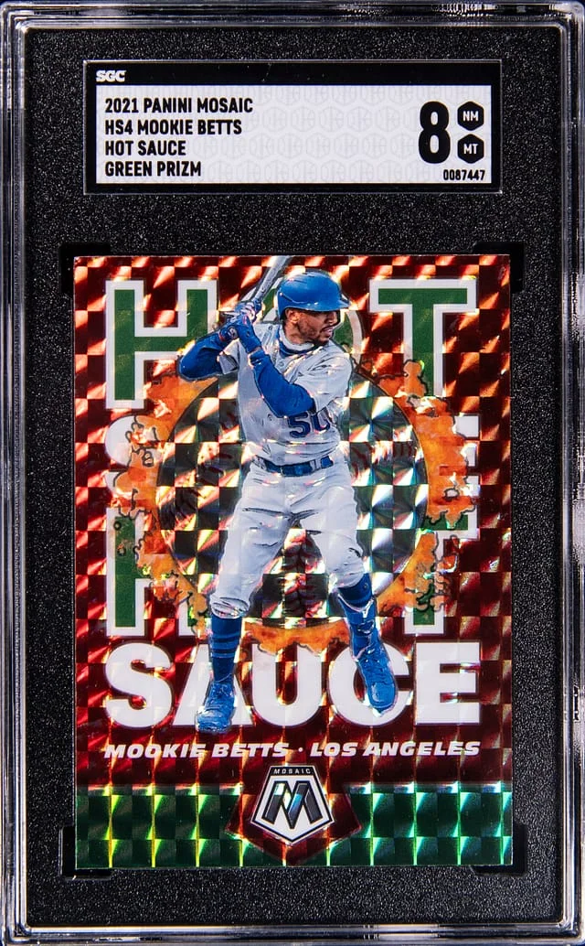 2021 Panini Mosaic Mookie Betts Hot Sauce Green Prizm #HS4 card image