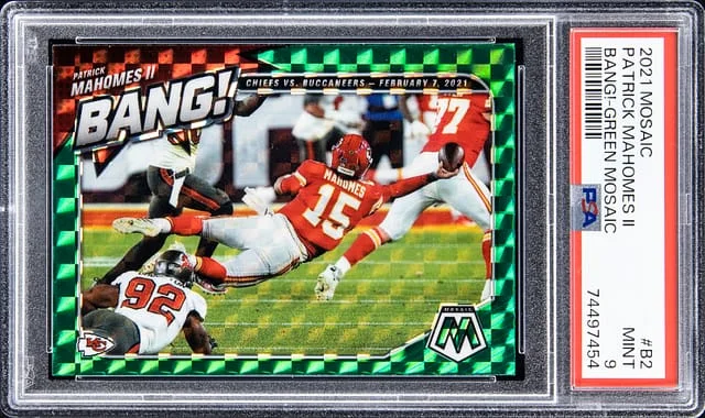 2021 Panini Mosaic Patrick Mahomes II Bang! Green #B-2 card image