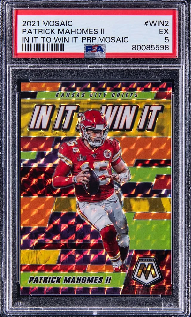 2021 Panini Mosaic Patrick Mahomes II In It To Win It White Mosaic #WIN2 card image