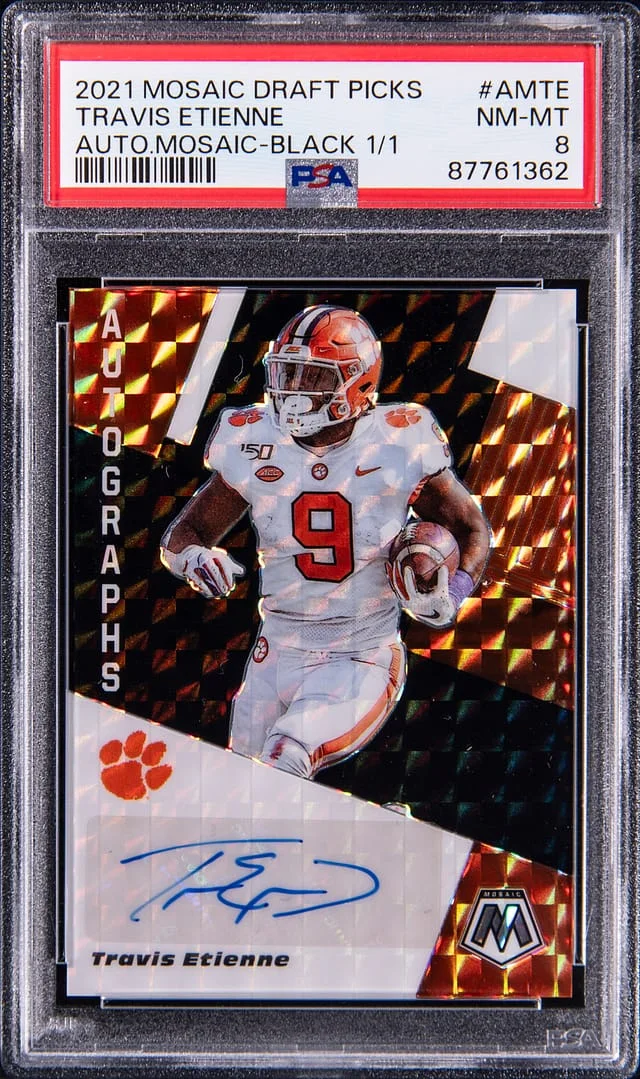2021 Panini Mosaic Travis Etienne Draft Picks Autograph Mosaic Black #AM-TE card image