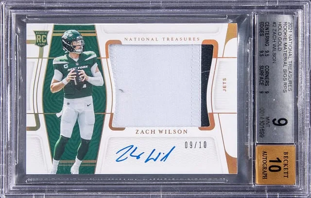 2021 Panini National Treasures Zach Wilson Material Signatures Holo Gold #2 card image