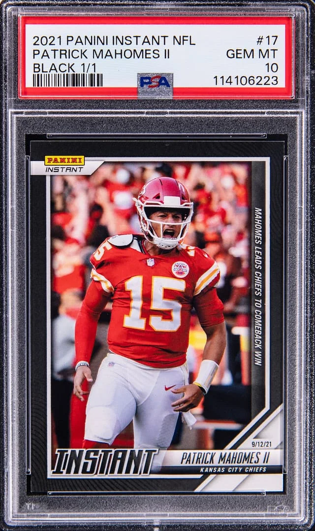 2021 Panini Patrick Mahomes II Instant NFL Black #17 card image