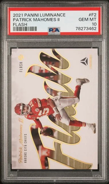 2021 Panini Patrick Mahomes II Luminance Flash #F2 card image