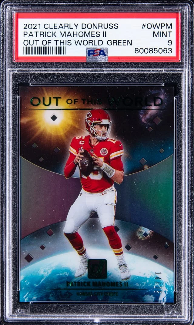 2021 Panini Patrick Mahomes II Clearly Donruss Out Of This World Green #OW-PM card image