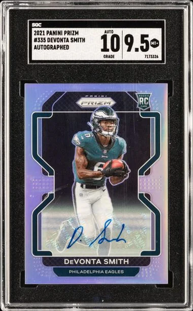 2021 Panini Prizm Devonta Smith Autograph #335 card image