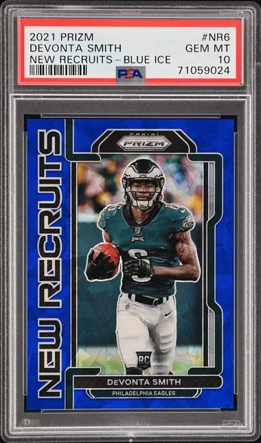 2021 Panini Prizm Devonta Smith New Recruits Blue Ice #Nr6 card image