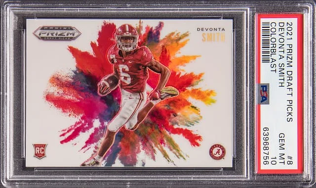 2021 Panini Prizm Draft Picks DeVonta Smith Colorblast #8 card image