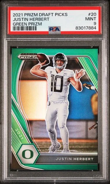 2021 Panini Prizm Draft Picks Justin Herbert Green Prizm #20 card image
