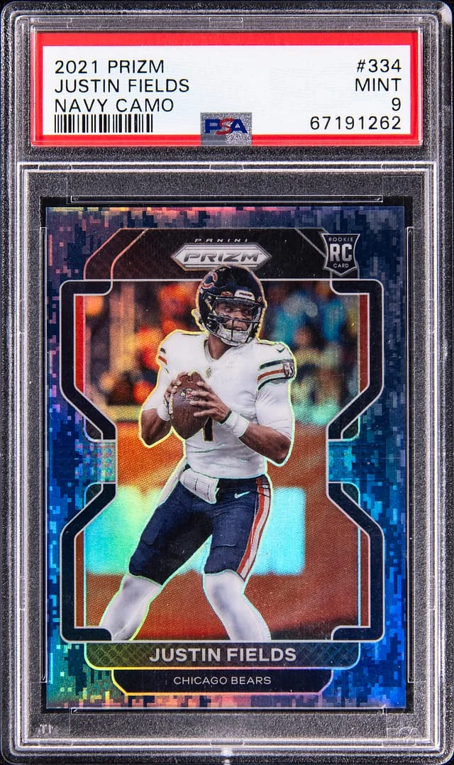 2021 Panini Prizm Justin Fields Cards Navy Camo #334 card image