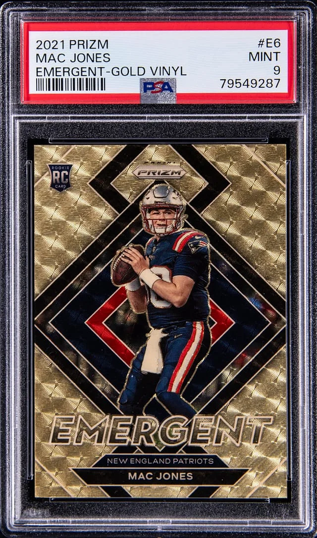 2021 Panini Prizm Mac Jones Emergent Gold Vinyl #E6 card image