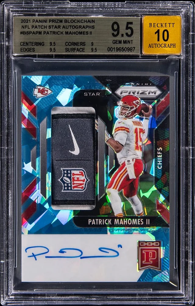 2021 Panini Prizm Patrick Mahomes II Blockchain NFL Patch Star Autographs #BPSA-PM card image