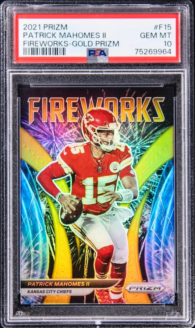 2021 Panini Prizm Patrick Mahomes II Fireworks Blue Ice #F-15 card image