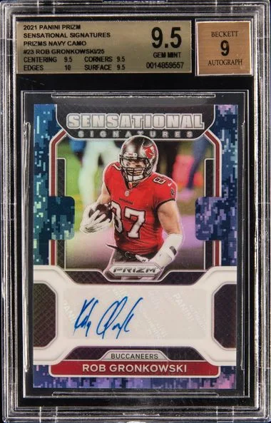 2021 Panini Prizm Rob Gronkowski Sensational Signatures Navy Camo #SS-RG card image